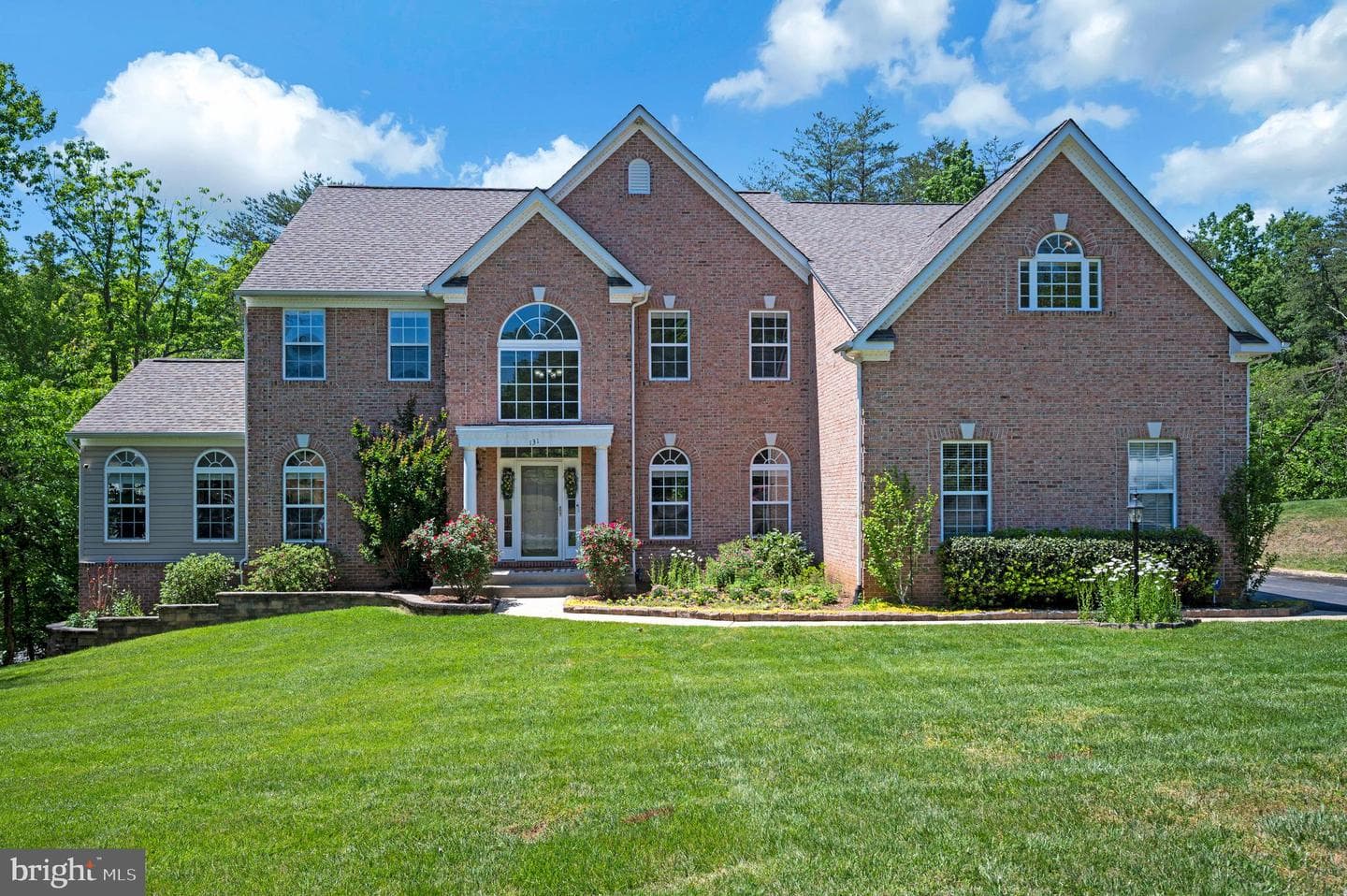 131 Arden Ln photo 3