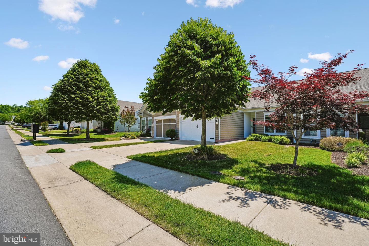 165 Hyannis Place photo 3