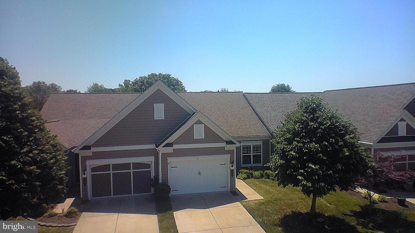 165 Hyannis Place photo 38