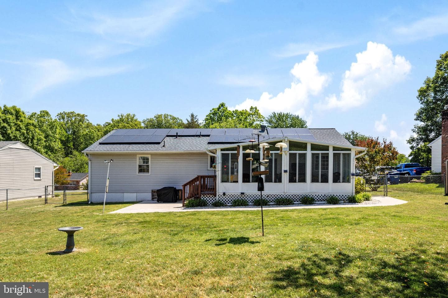 919 Eastern View Drive photo 6