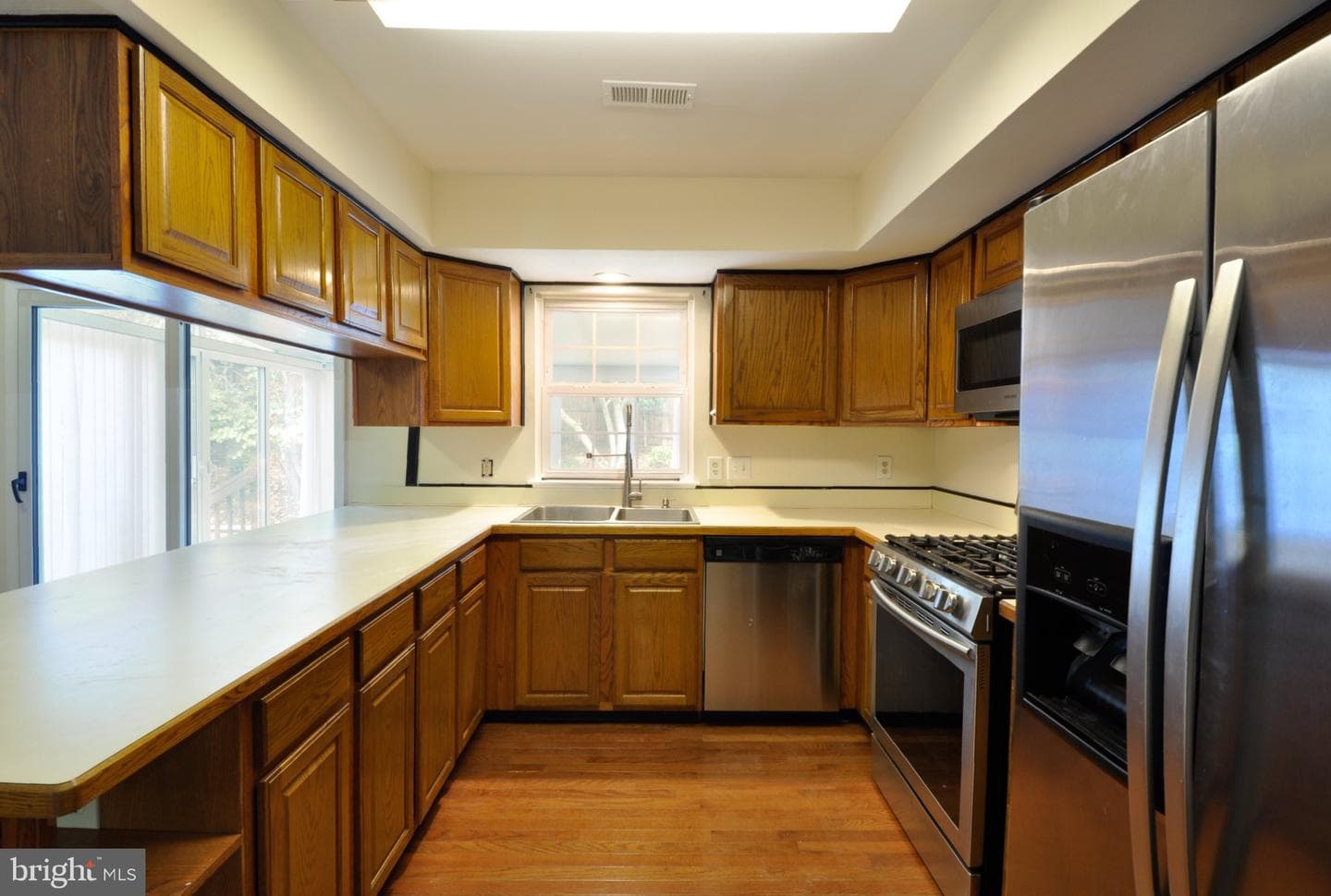 17 Sydney Lane photo 16