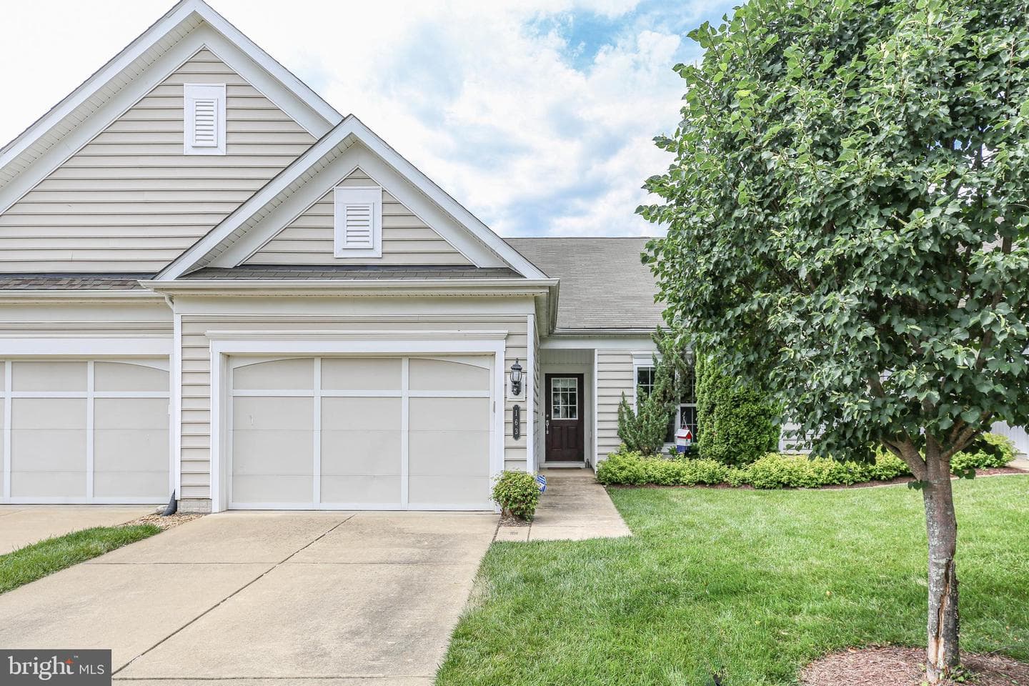 163 Castle Hill Drive photo 5