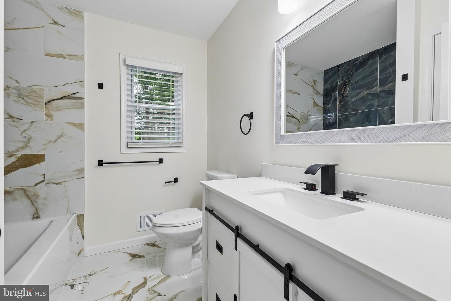 223 Bosun Cove photo 10