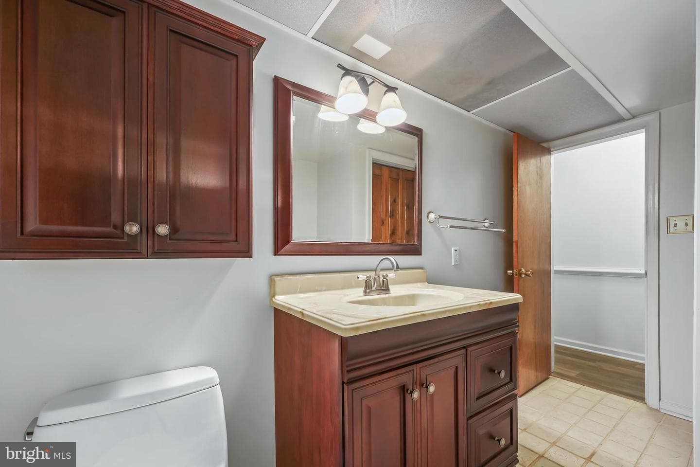 602 Galveston Road photo 12