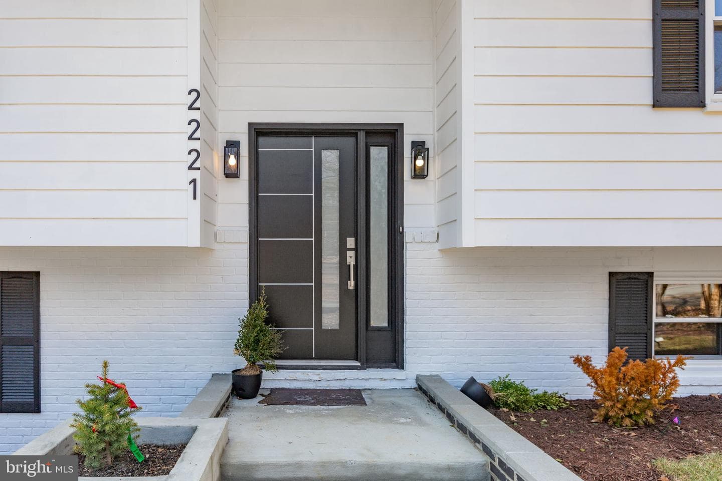 2221 Harpoon Drive photo 4