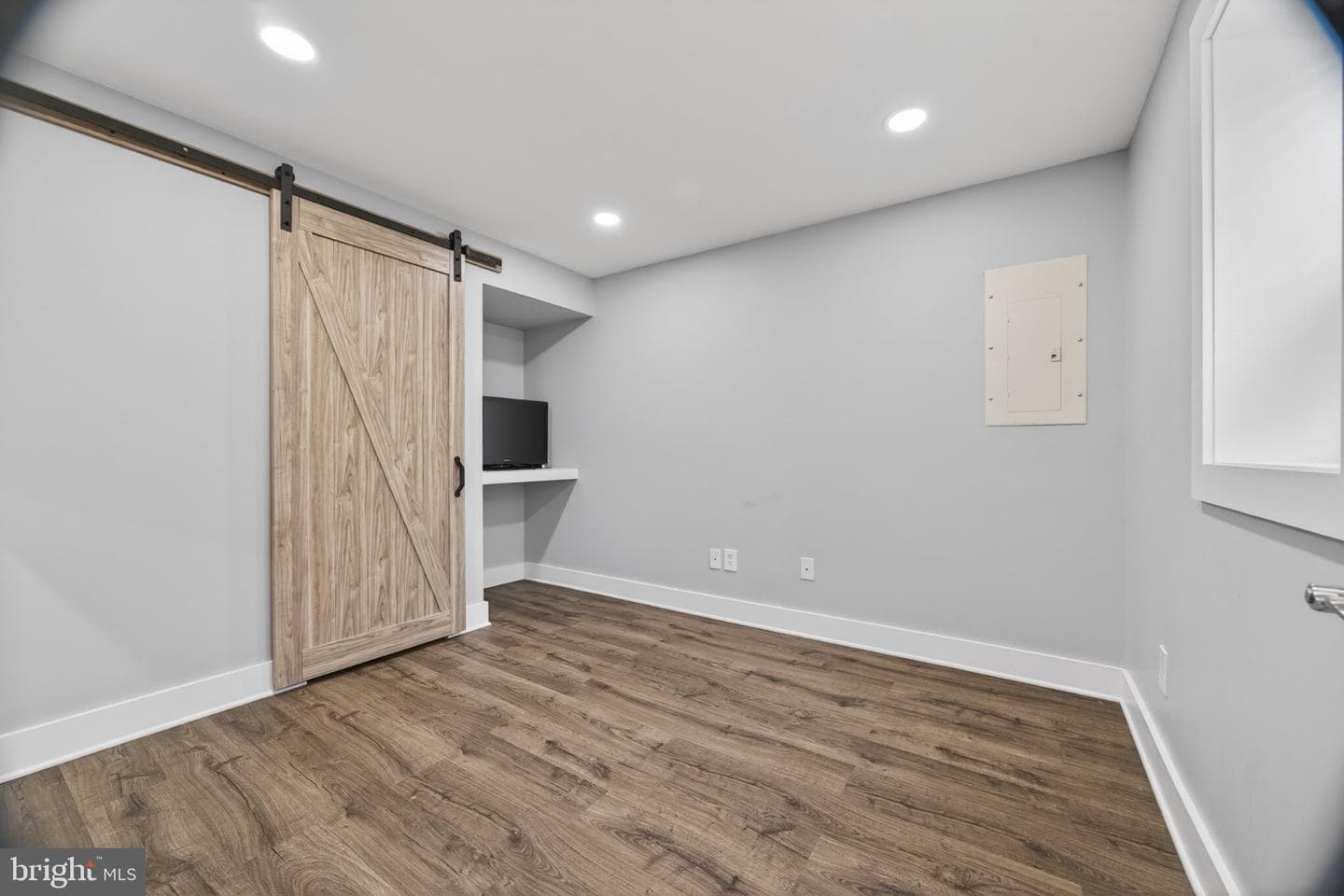 1 Zinc Dr photo 47