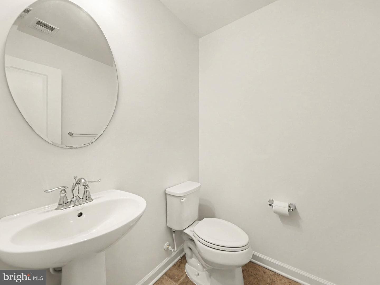 207 Streamview Drive photo 24