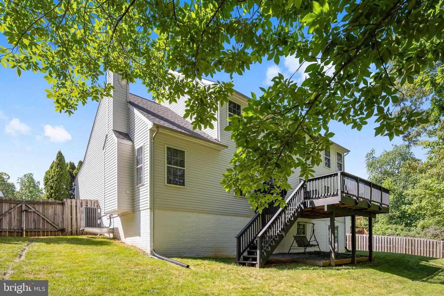 21 Saint Marks Court photo 78