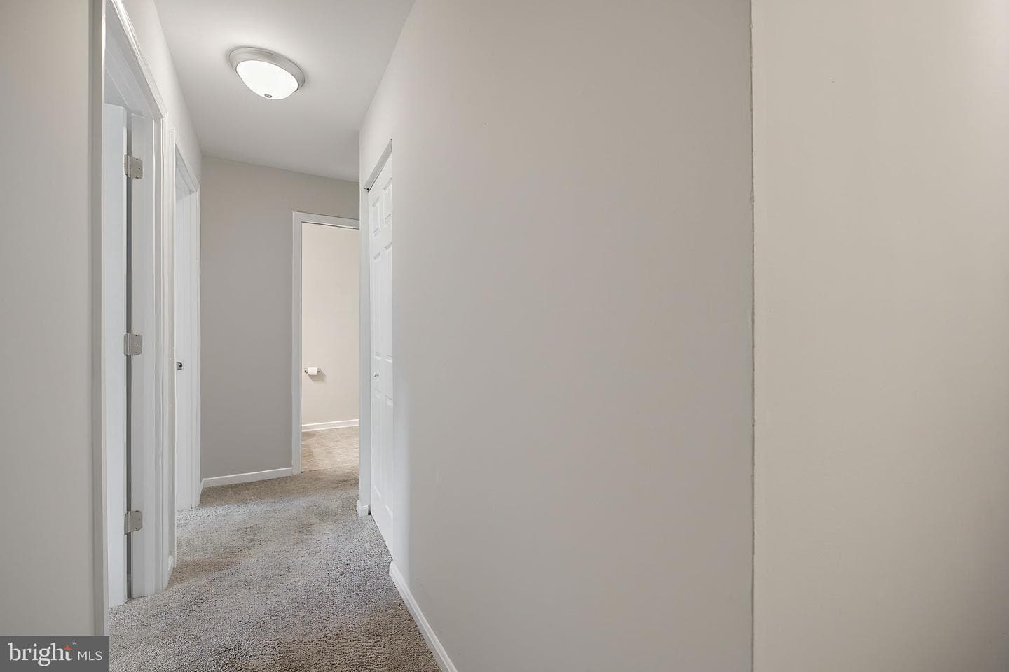 1229 Thomas Jefferson Place photo 32