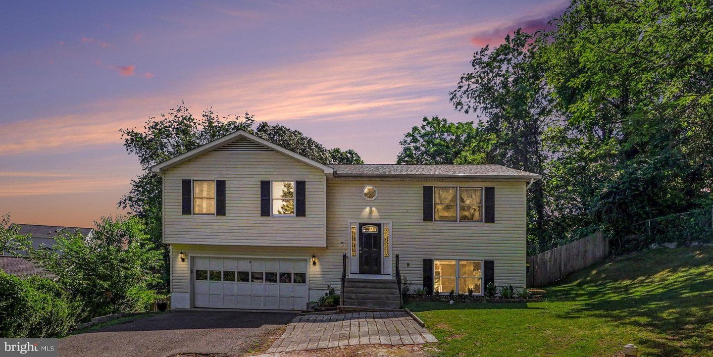 8 B Vue Avenue, Stafford