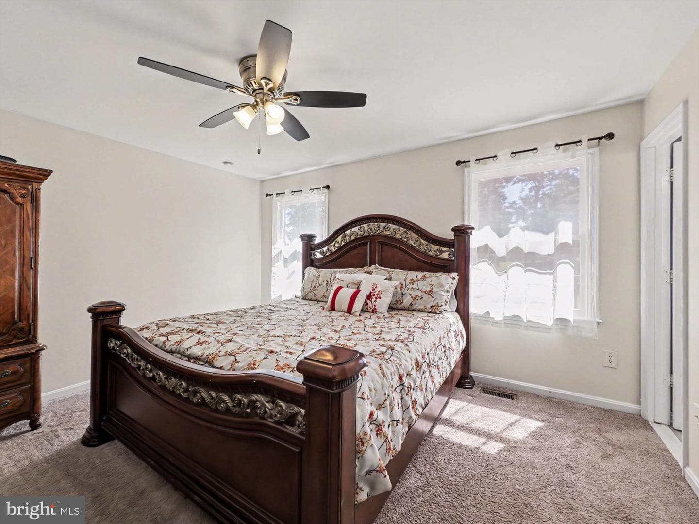 8 B Vue Avenue photo 10