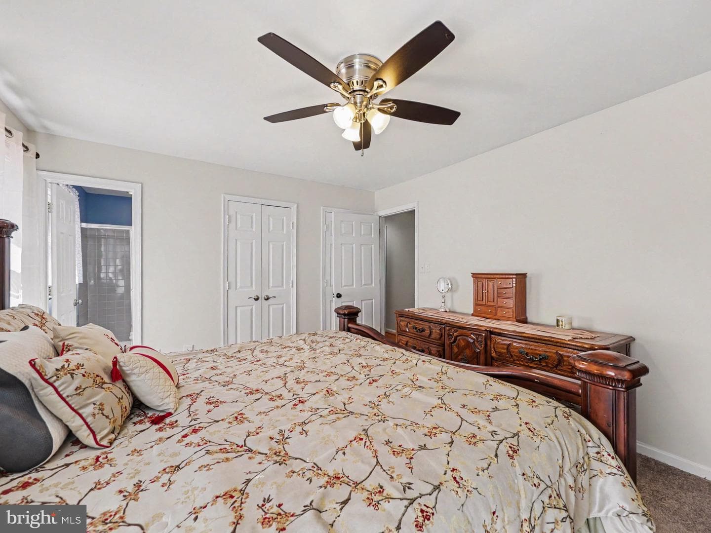 8 B Vue Avenue photo 11