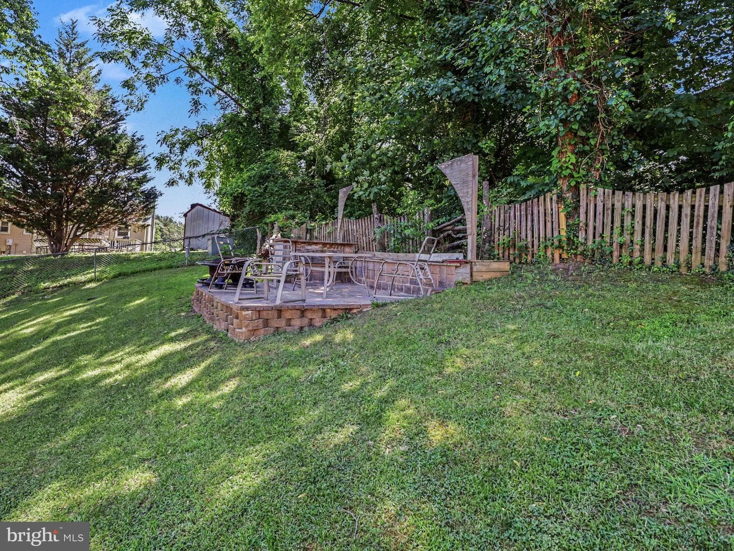 8 B Vue Avenue photo 32