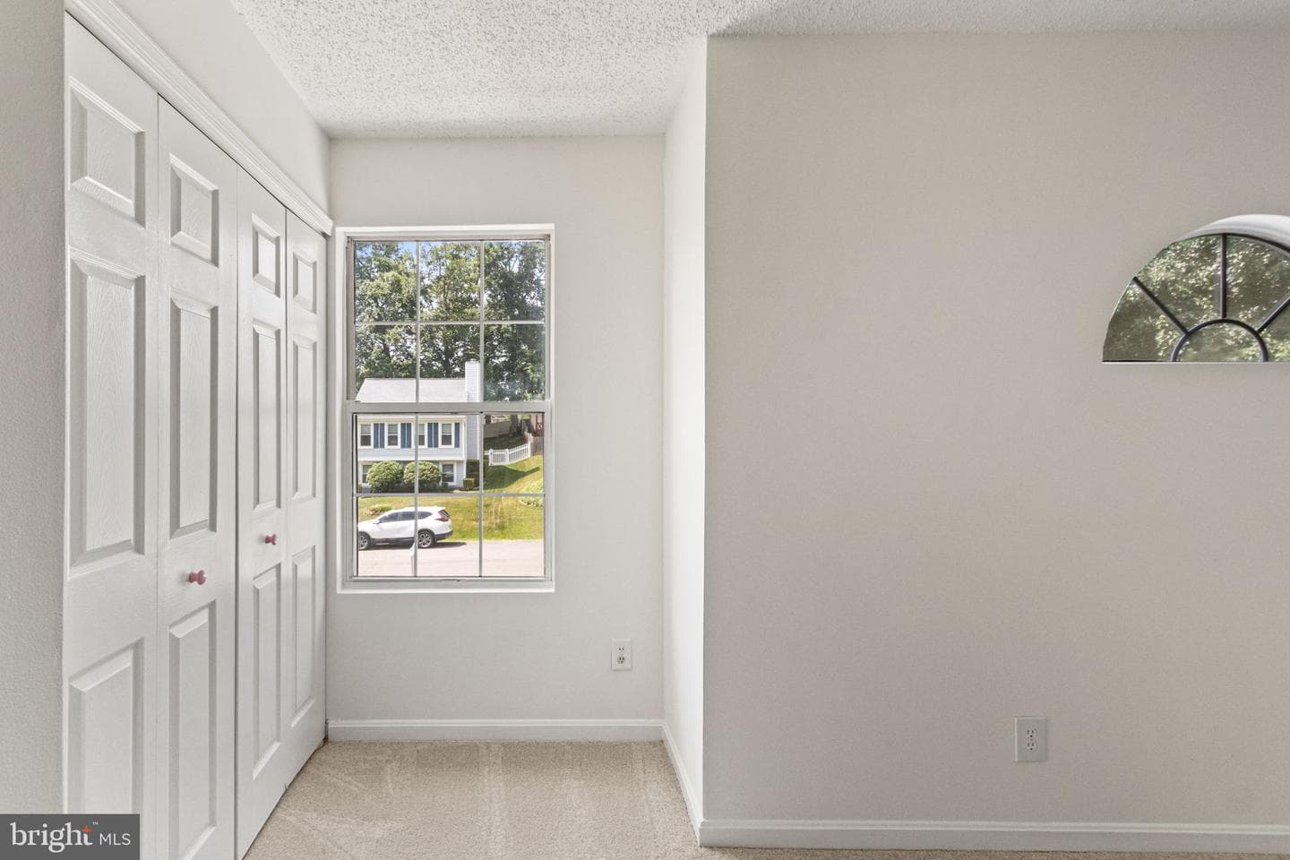 19 Puritan Pl photo 33