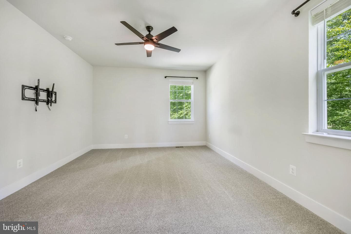 626 Long Meadow Drive photo 21
