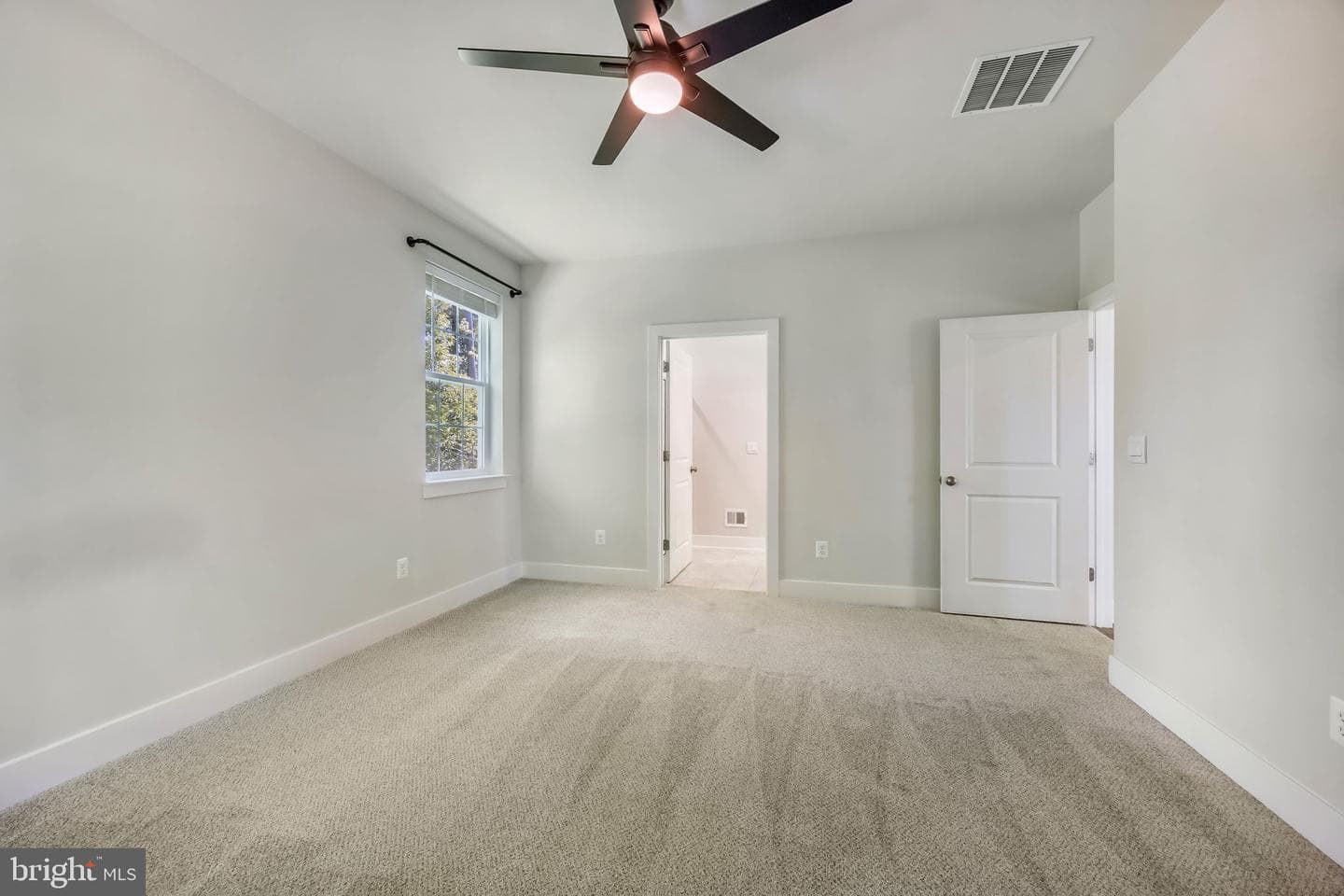 626 Long Meadow Drive photo 22