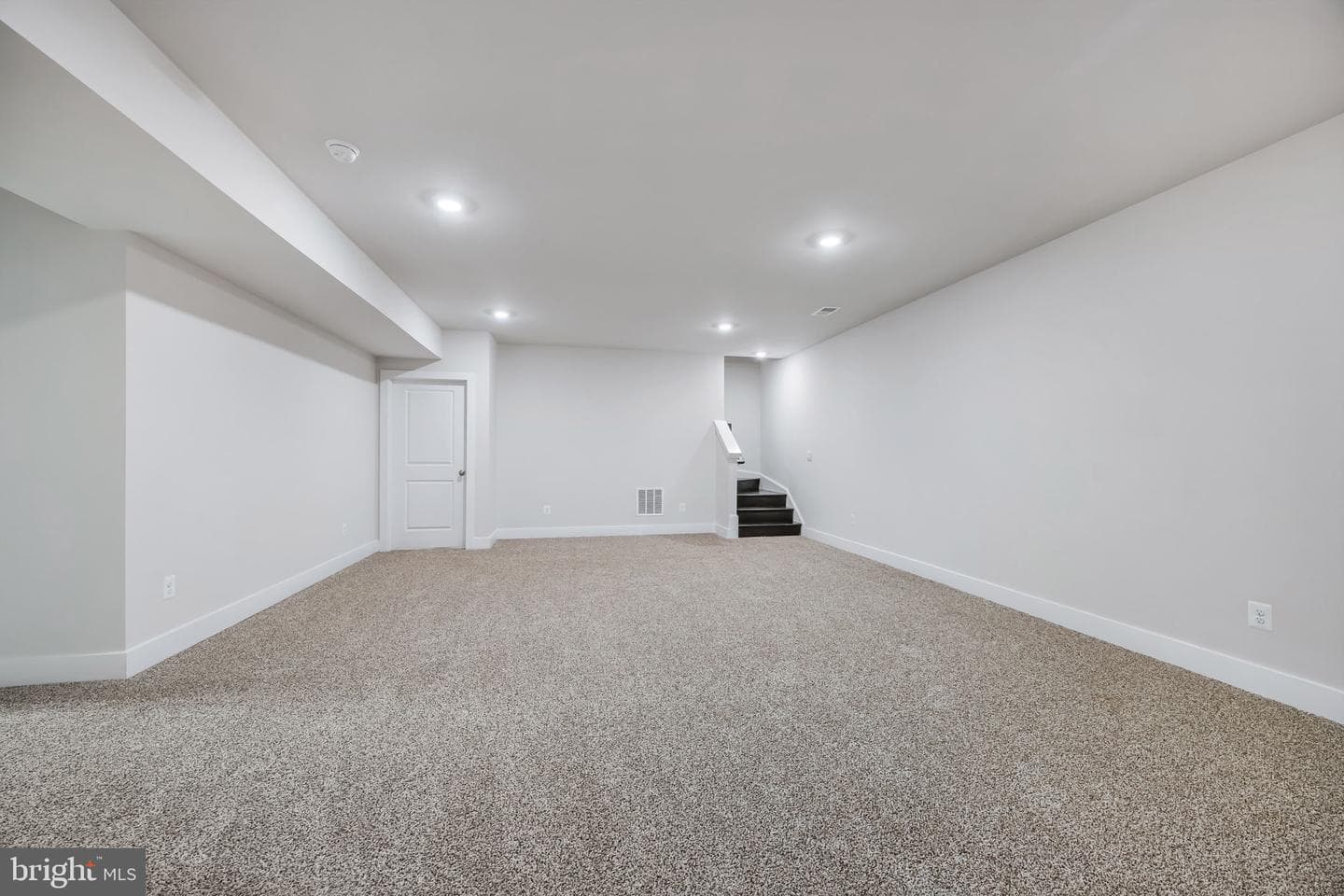 626 Long Meadow Drive photo 33