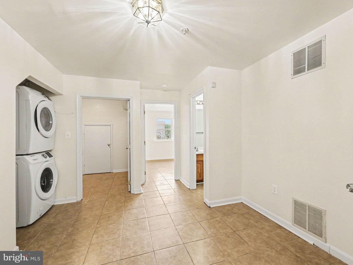 12 Townes Place photo 7