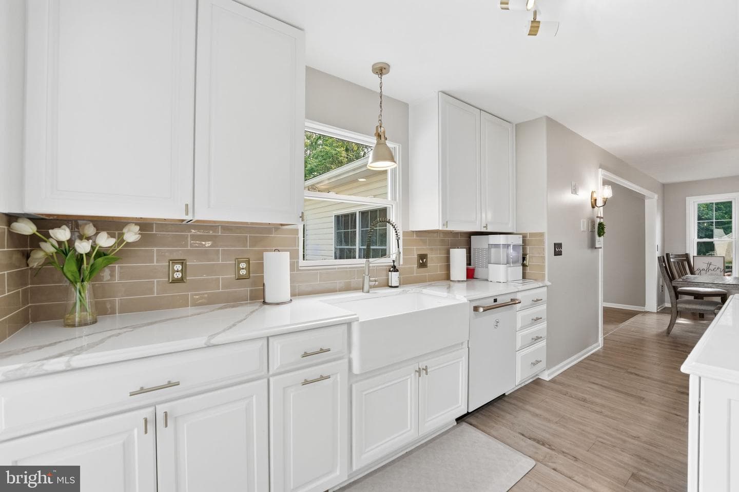 9 Falling Water Court photo 21