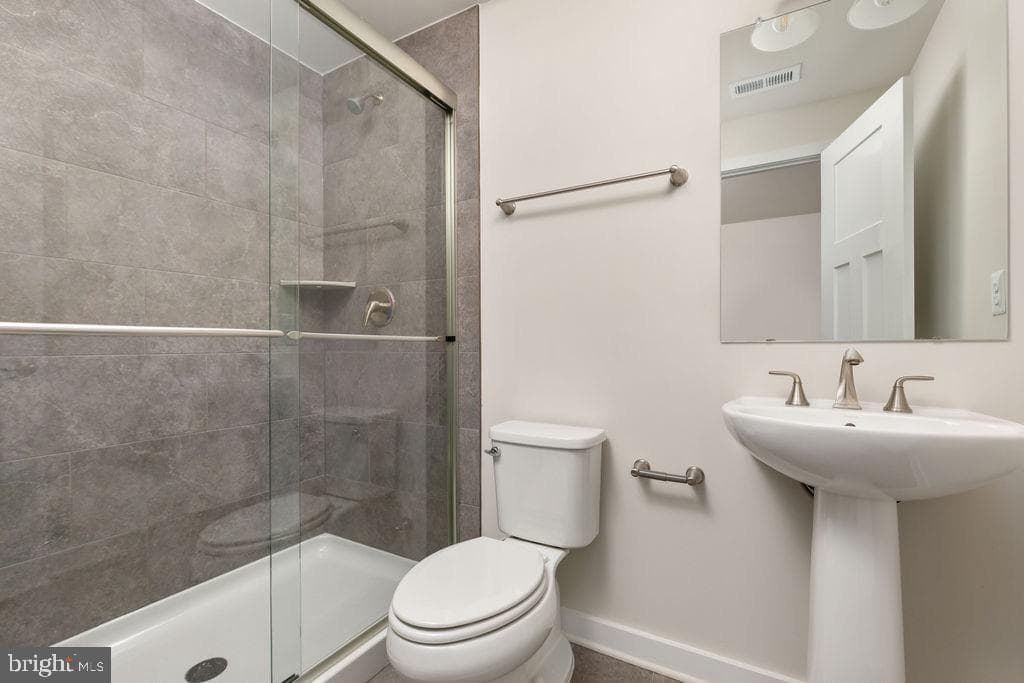 8 Timberidge Drive photo 46