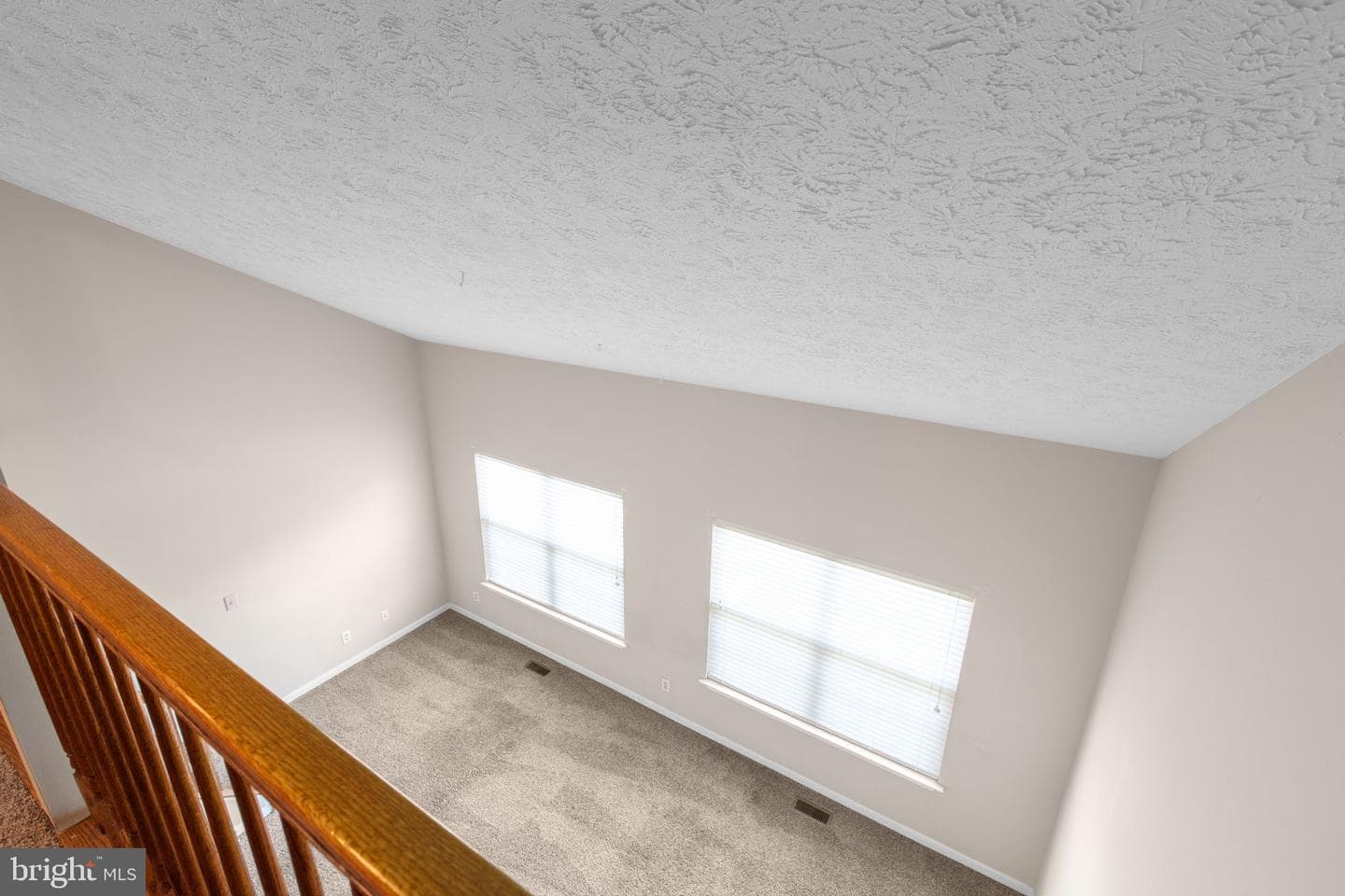 204 Sterling Court photo 26