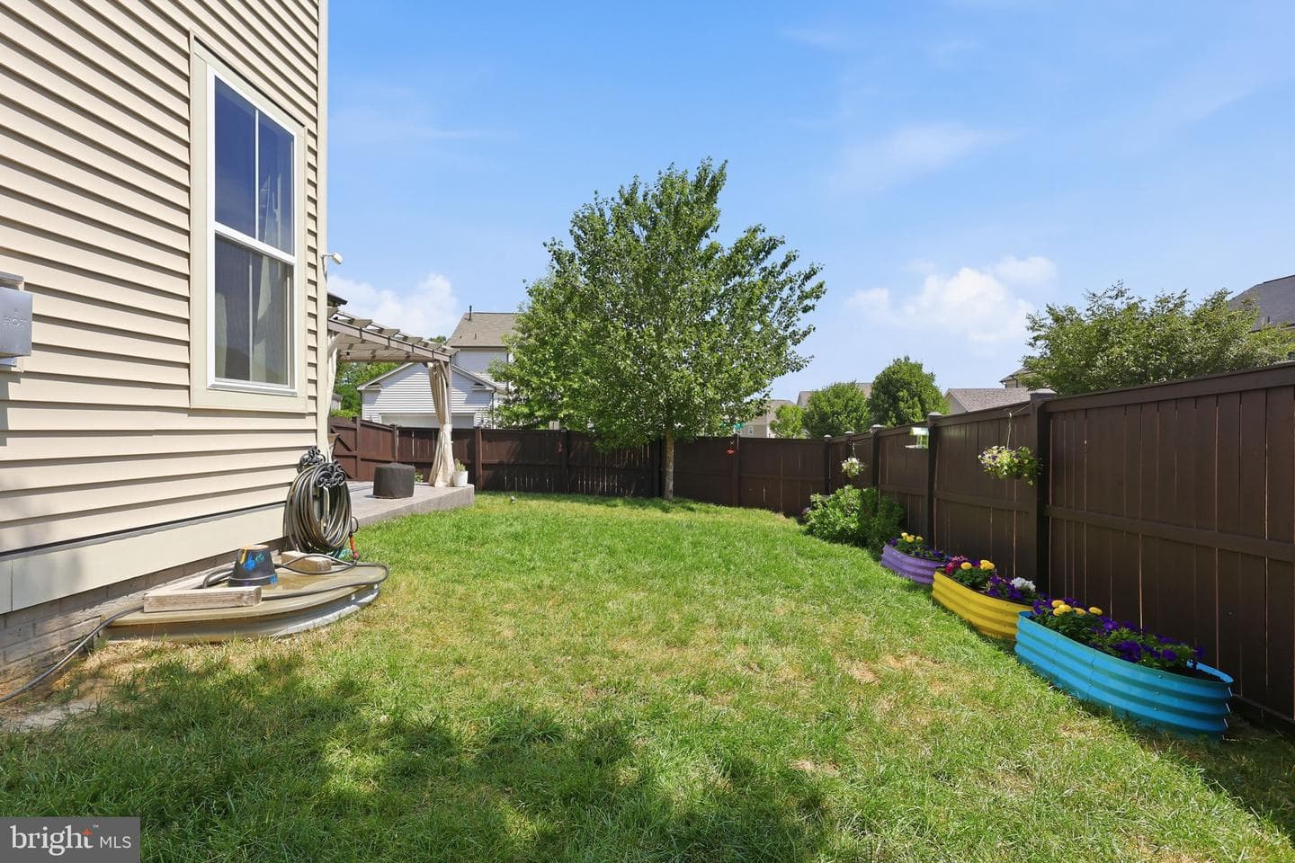 111 Rosemary Lane photo 3