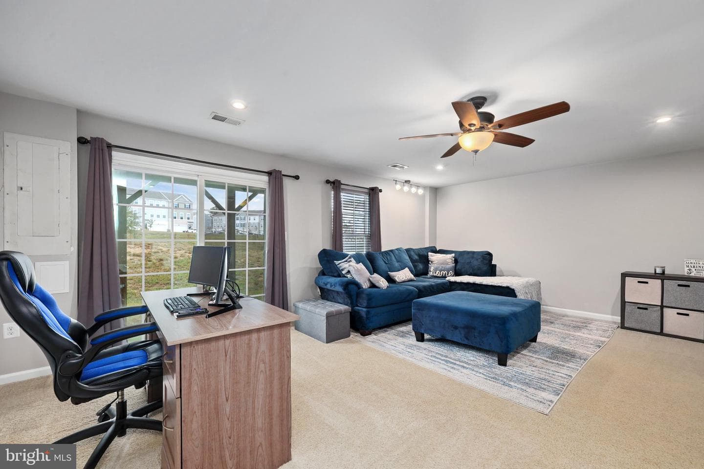 206 Landing Dr photo 3