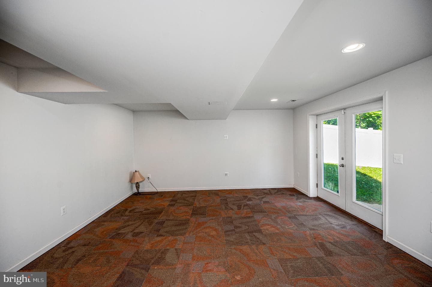 121 Forbes St photo 30
