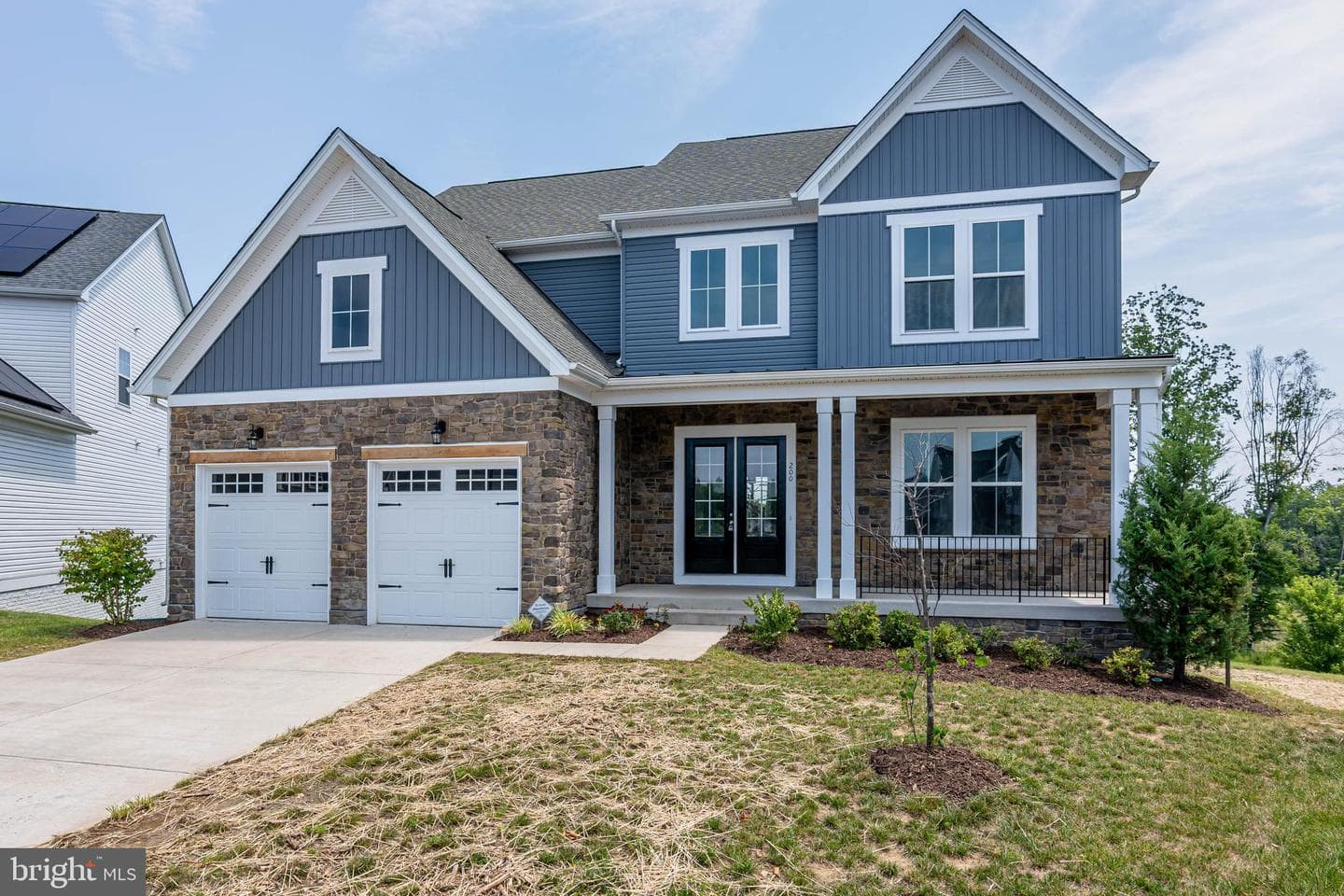 200 Petunia Way photo 3