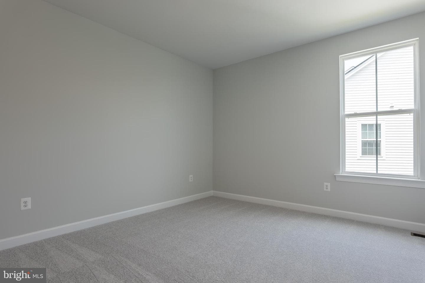 200 Petunia Way photo 32