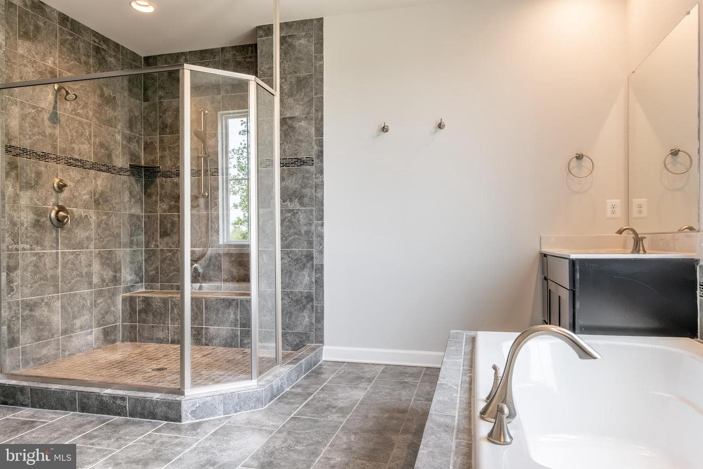 200 Petunia Way photo 44