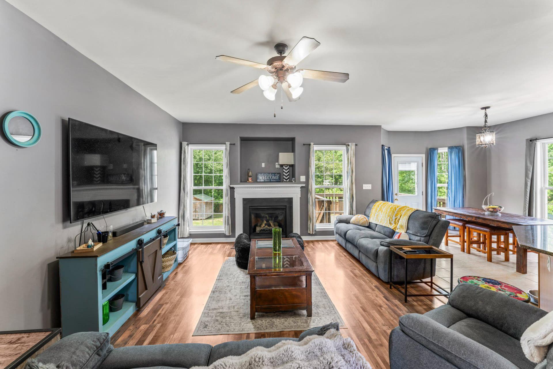 1015 Julian Drive photo 10