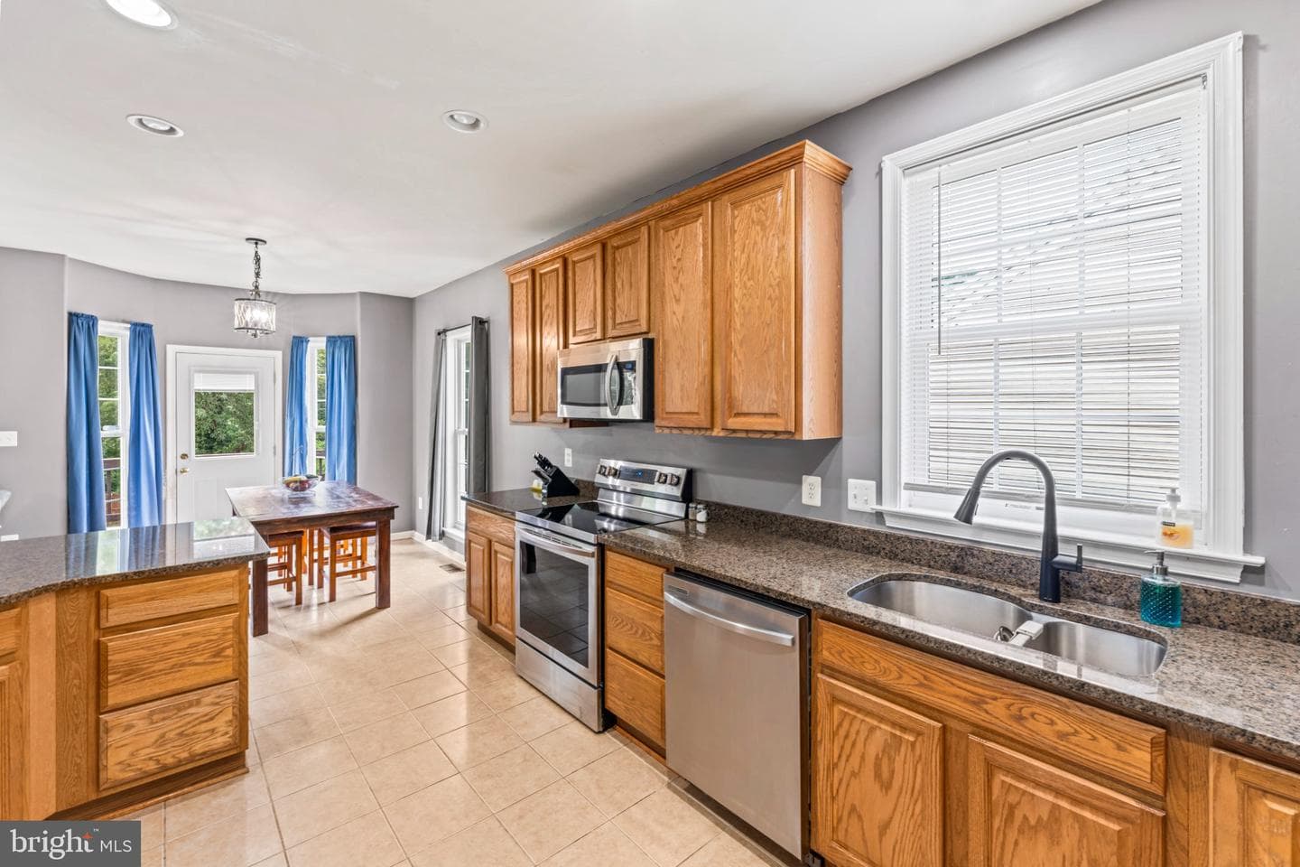 1015 Julian Drive photo 18