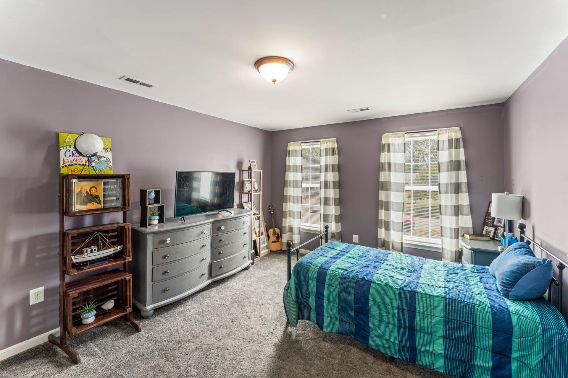 1015 Julian Drive photo 33