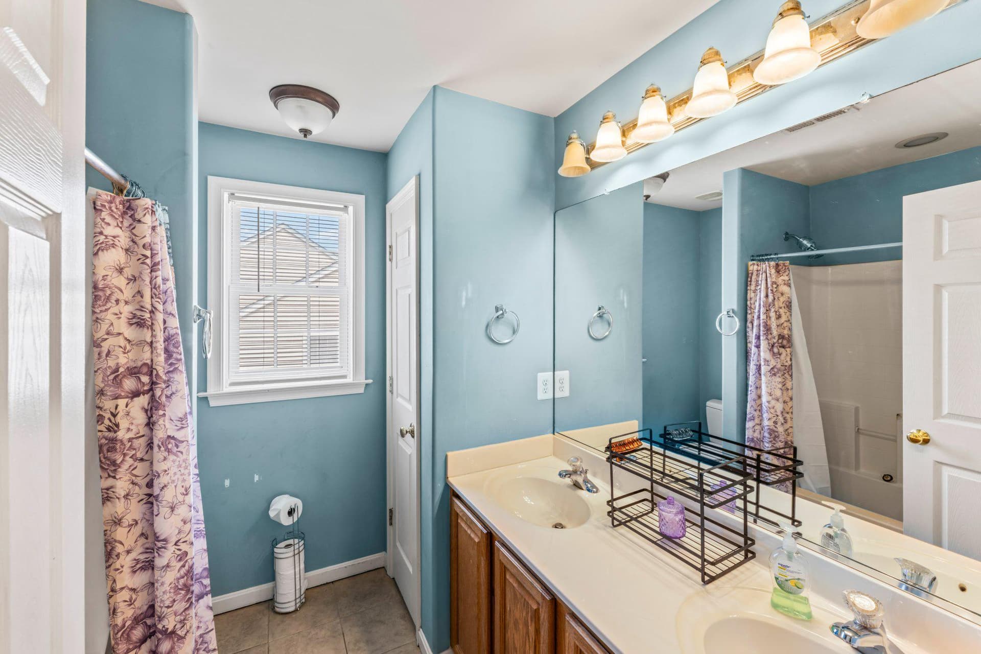 1015 Julian Drive photo 35