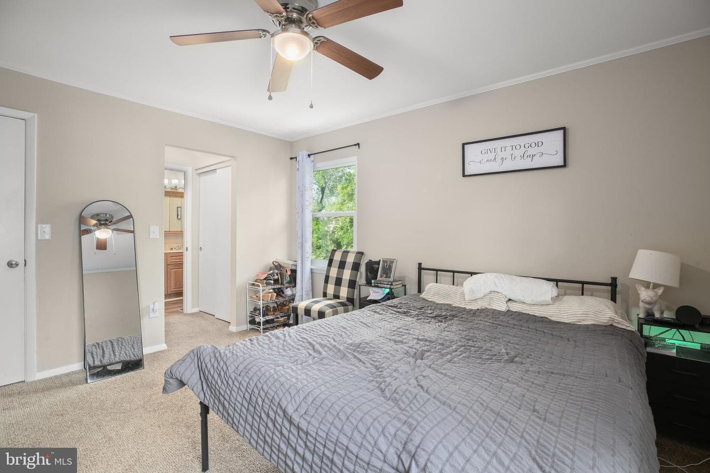 573 Melchers Drive photo 15