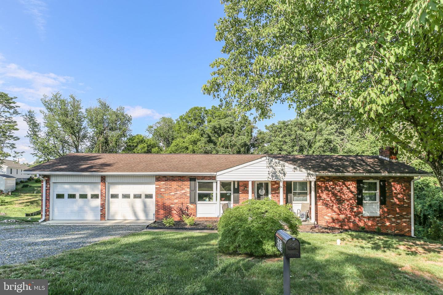 573 Melchers Drive photo 28