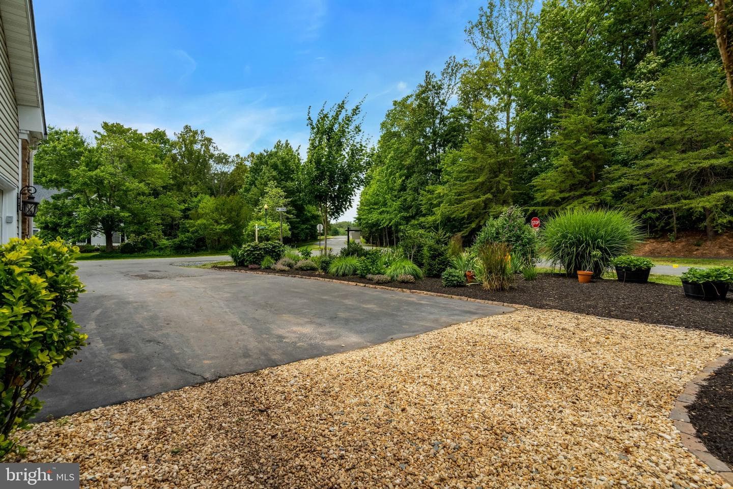 3 Planters Place photo 70