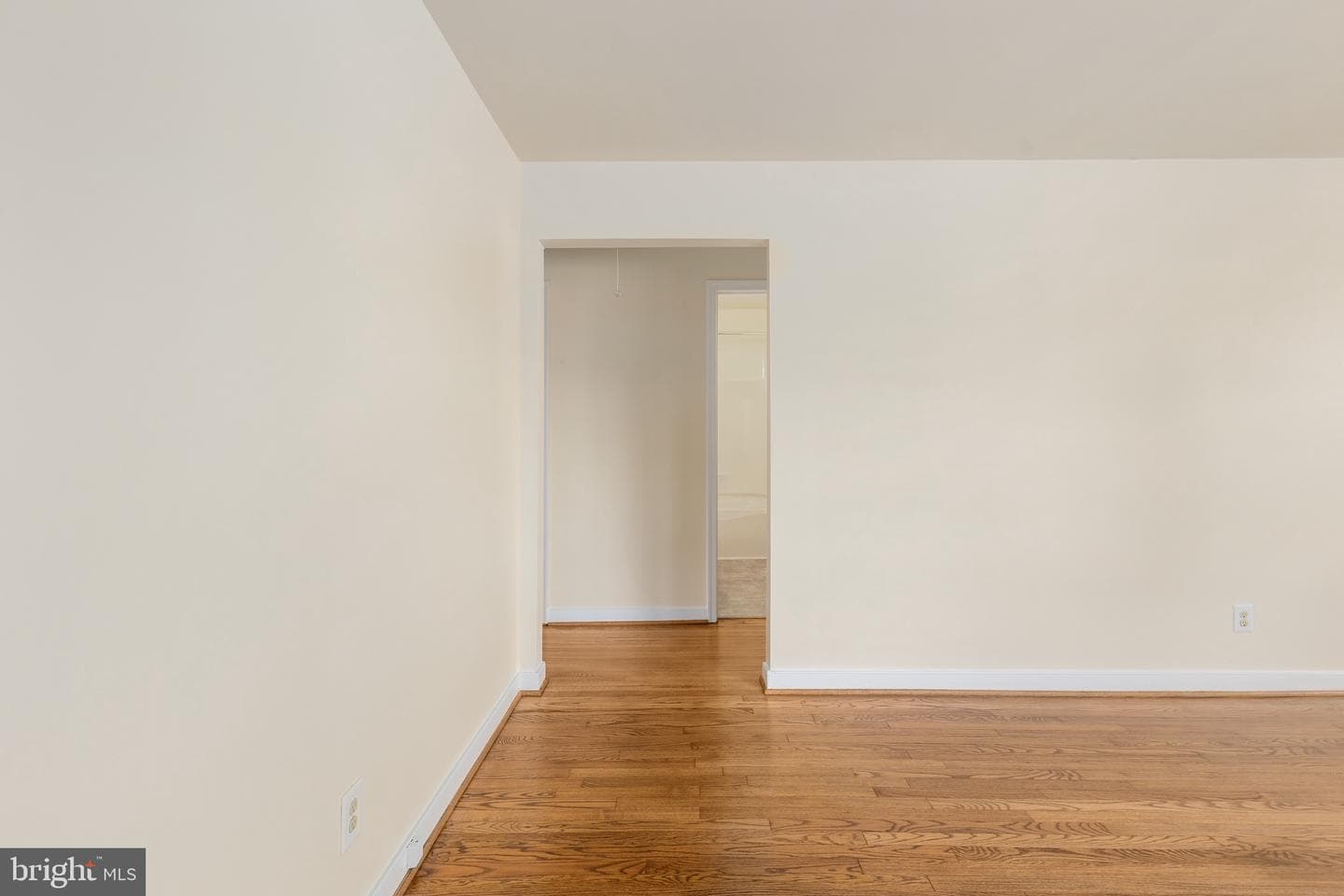 409 Pratt Street photo 12