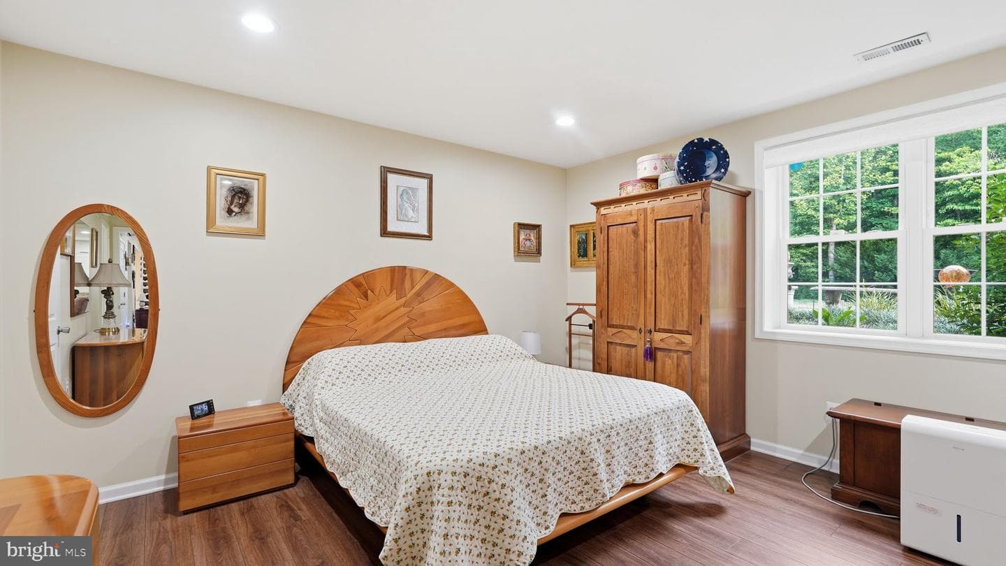 12 Whistler Way photo 44