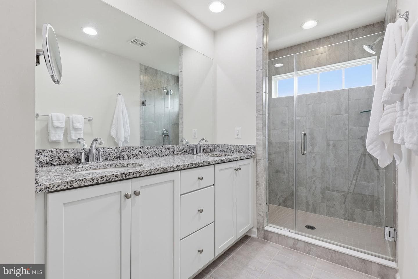 439 Foxglove Way #103 photo 23