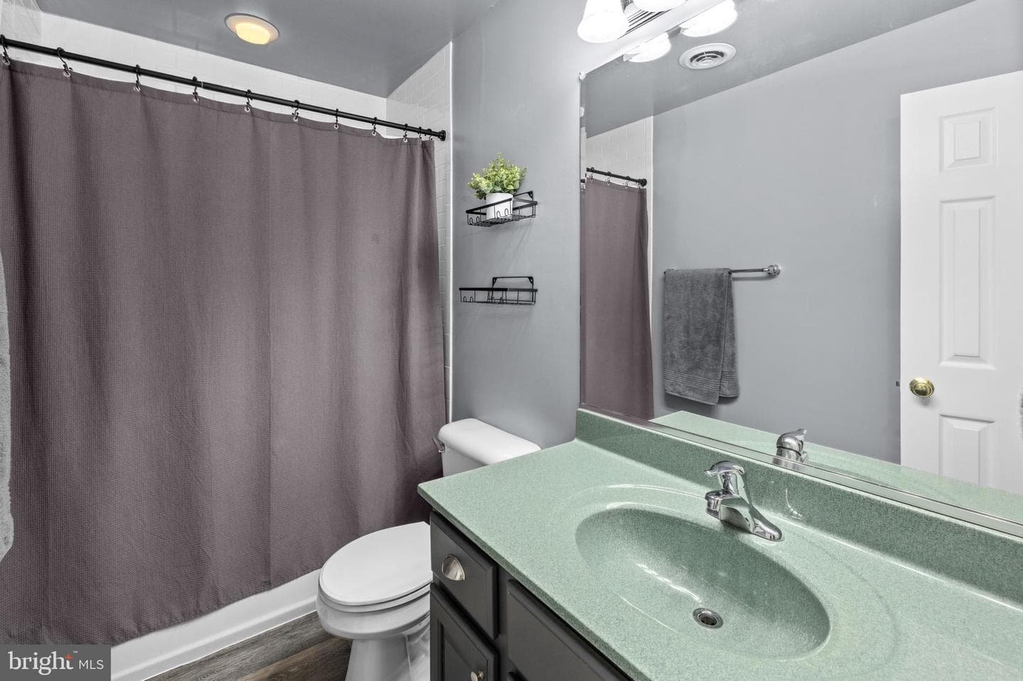 143 Greenway St photo 25