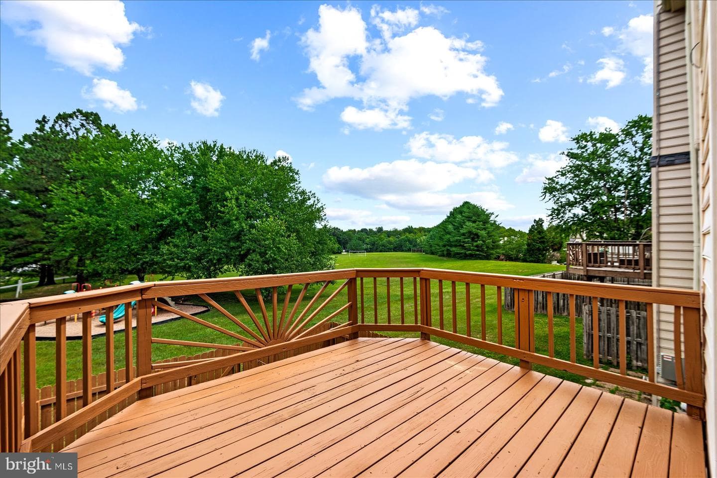 107 W Park Dr photo 26