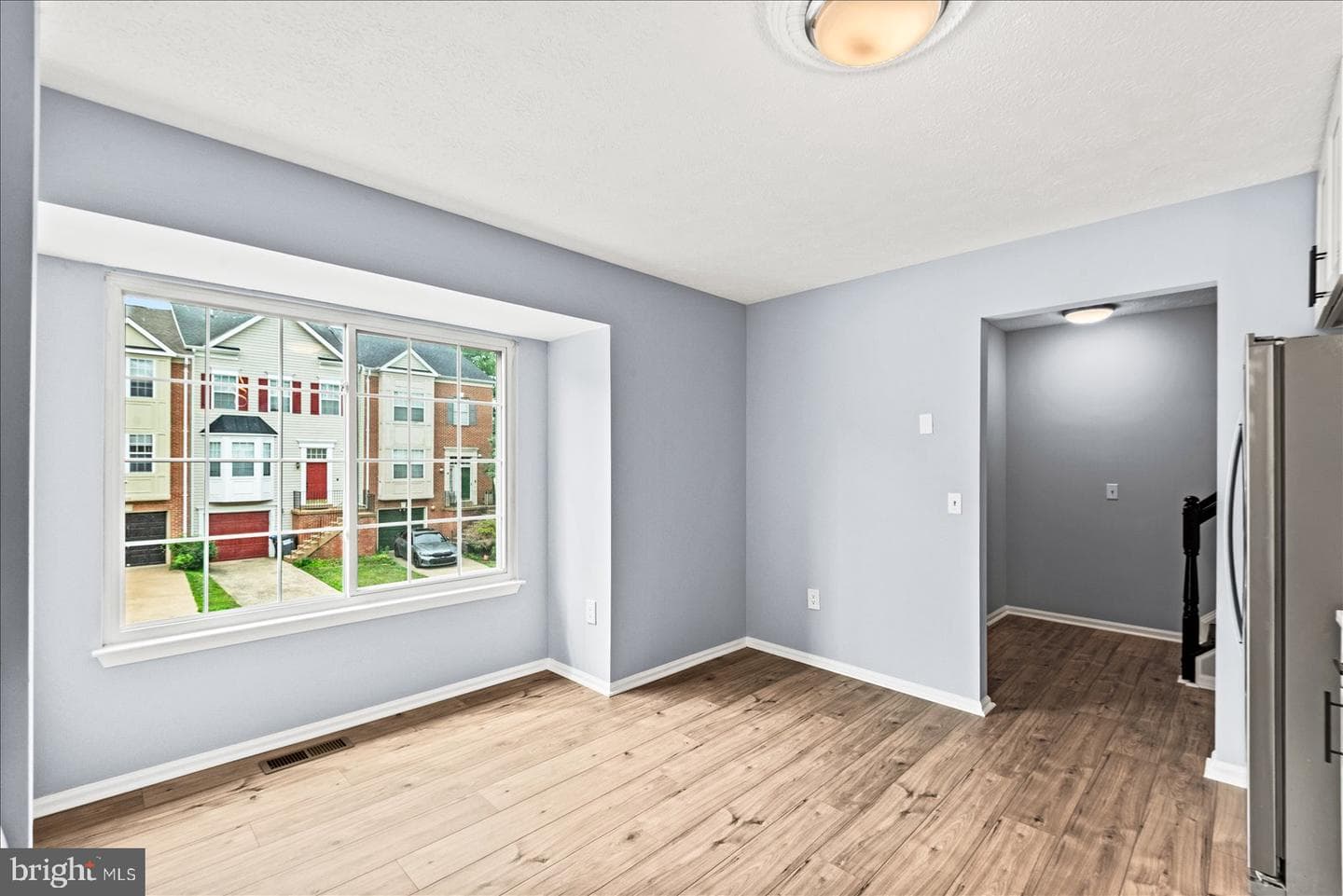 107 W Park Dr photo 9