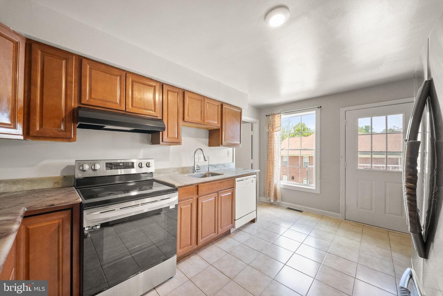 23 Walker Way photo 26
