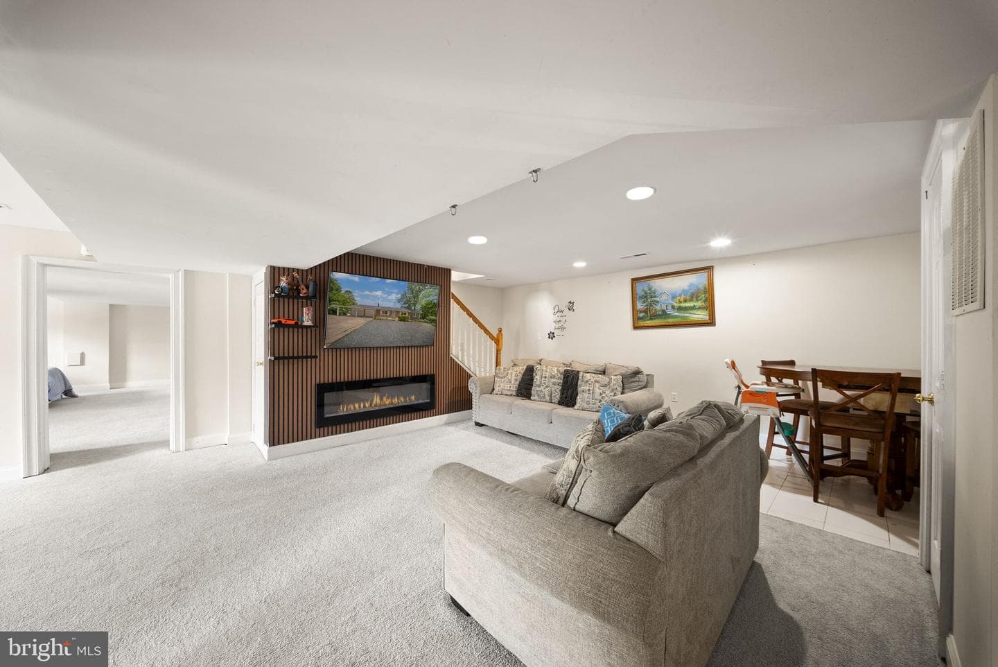 23 Walker Way photo 42