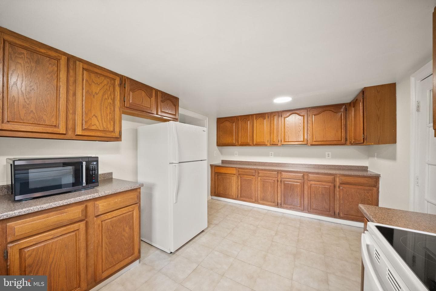 23 Walker Way photo 47