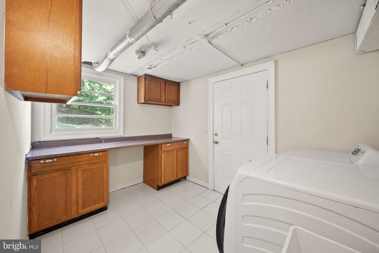 23 Walker Way photo 58