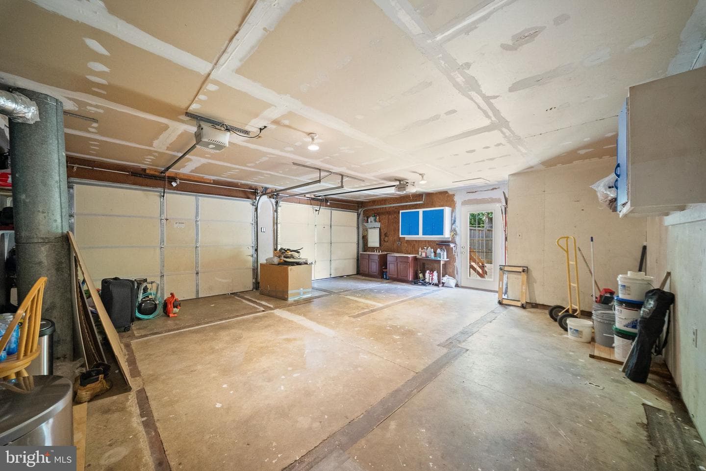 23 Walker Way photo 61