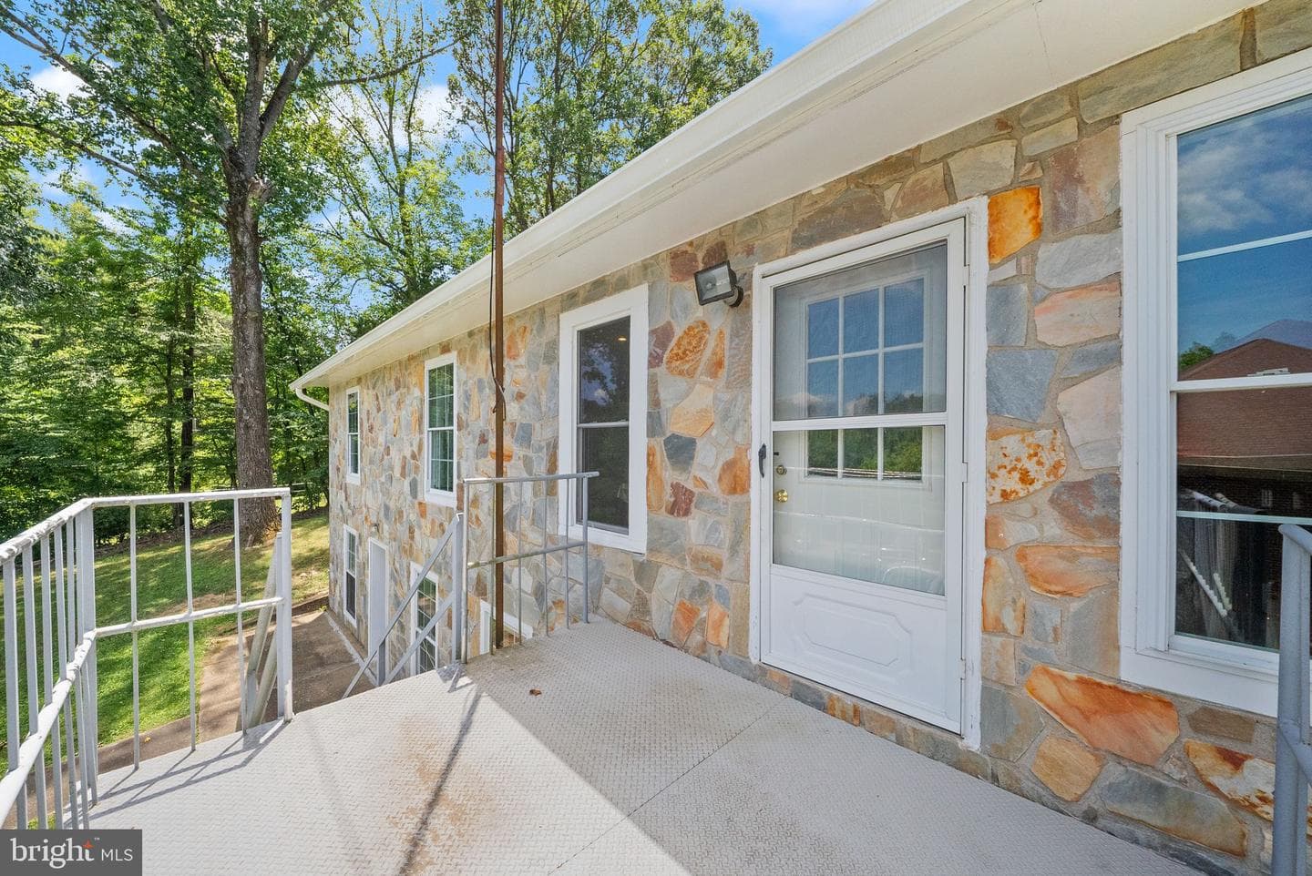 23 Walker Way photo 65
